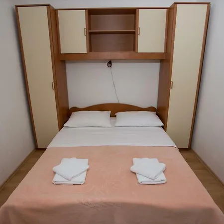 Ivan Apartment *